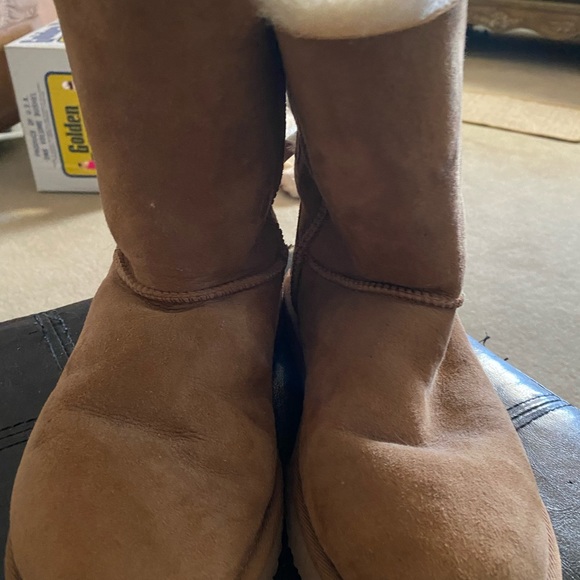 UGG Australia, Bailey Bow boots, authentic - Picture 2 of 4